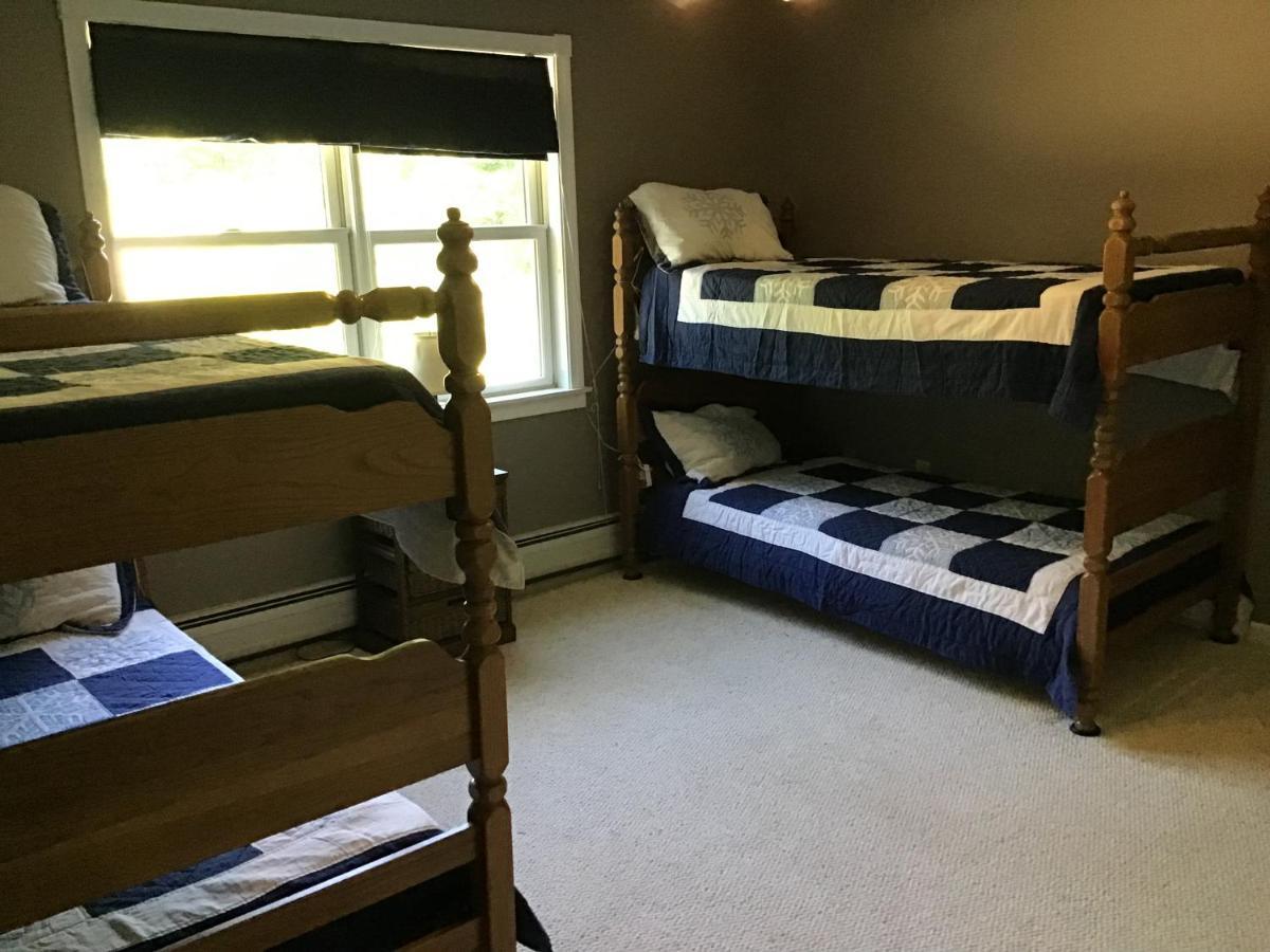Villa Mount Snow, Snowmobilers N Trailers Plenty Of Parking Wilmington Exterior foto