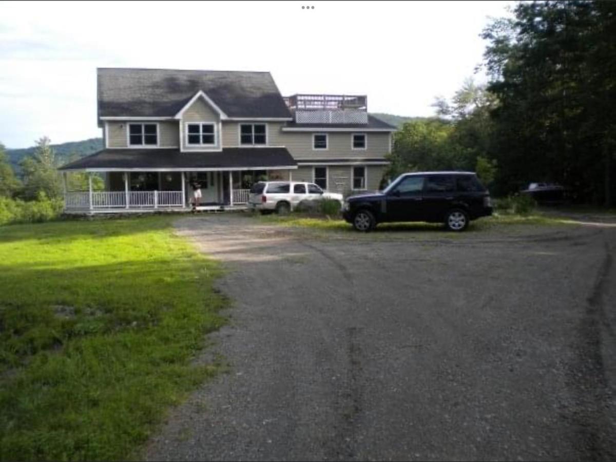 Villa Mount Snow, Snowmobilers N Trailers Plenty Of Parking Wilmington Exterior foto